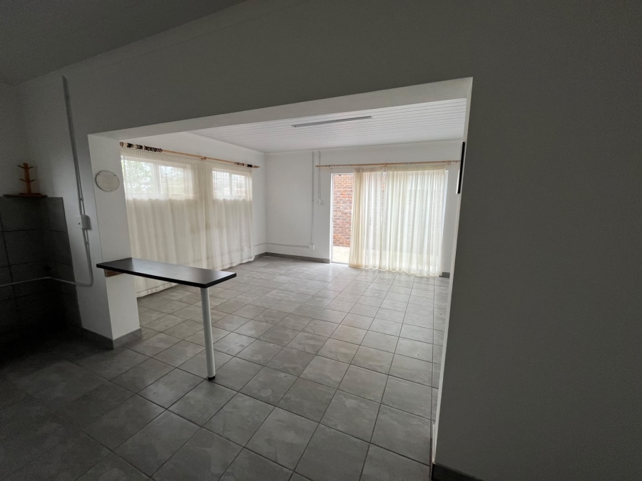 1 Bedroom Property for Sale in Seavale Eastern Cape
